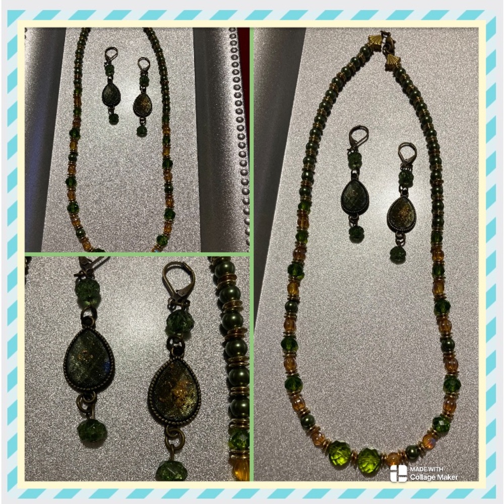 Green And Gold necklace Set